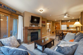 8836 The Springs condo